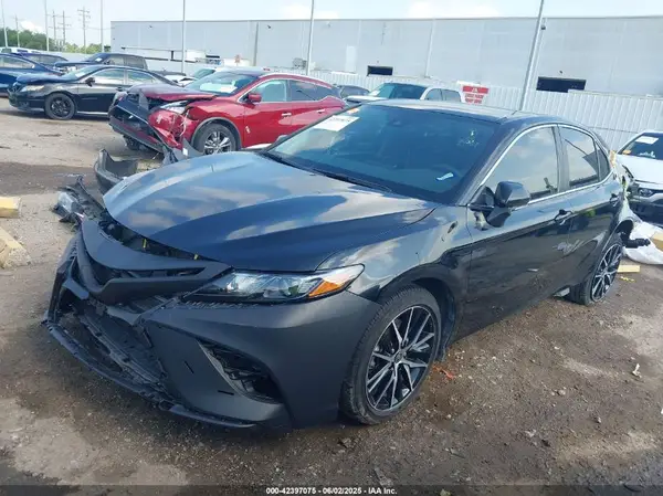 4T1G11AK6RU235246 2024 TOYOTA CAMRY - Image 2