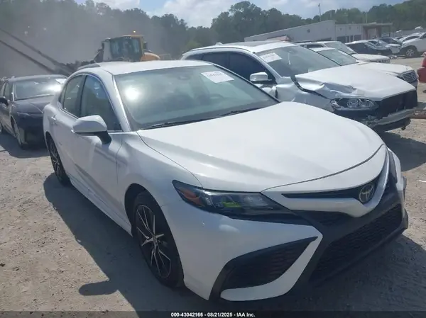 4T1G11AK6RU238048 2024 TOYOTA CAMRY - Image 1