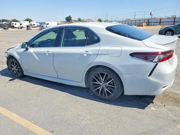 4T1G11AK6RU244285 2024 TOYOTA CAMRY - Image 2