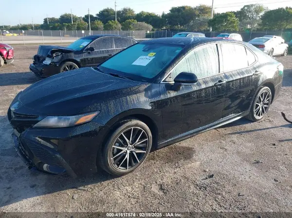 4T1G11AK6RU256033 2024 TOYOTA CAMRY - Image 2