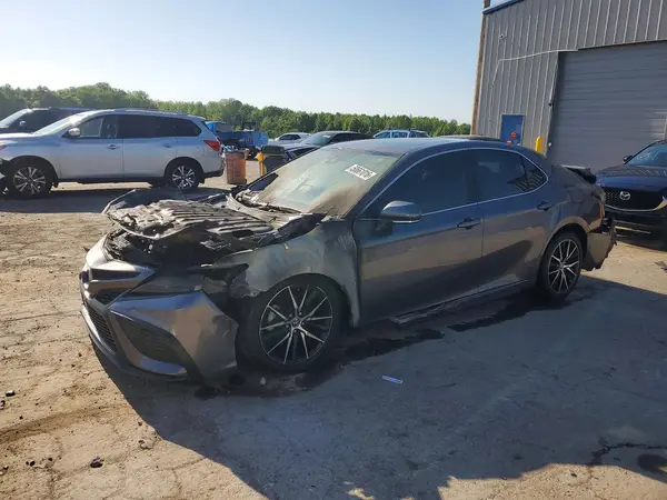 4T1G11AK6RU840321 2024 TOYOTA CAMRY - Image 1