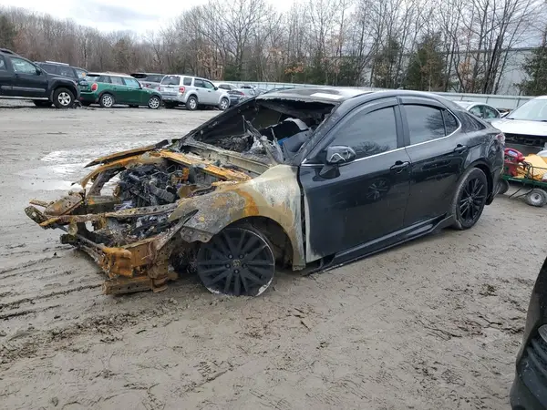 4T1G11AK6RU847835 2024 TOYOTA CAMRY - Image 1