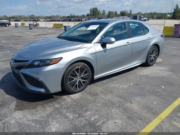 4T1G11AK6RU859760 2024 TOYOTA CAMRY - Image 2