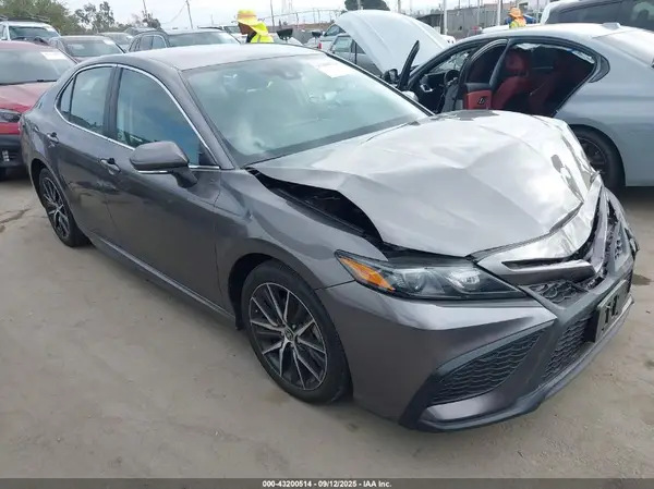 4T1G11AK6RU870435 2024 TOYOTA CAMRY - Image 1