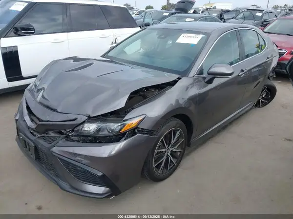 4T1G11AK6RU870435 2024 TOYOTA CAMRY - Image 2