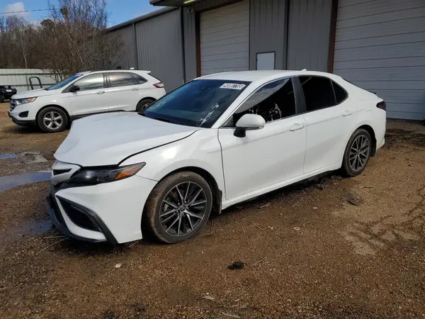 4T1G11AK6RU877725 2024 TOYOTA CAMRY - Image 1