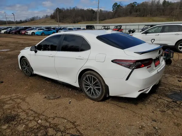 4T1G11AK6RU877725 2024 TOYOTA CAMRY - Image 2
