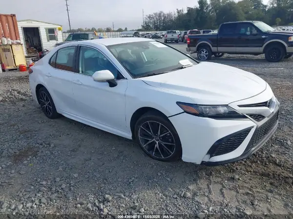 4T1G11AK6RU888014 2024 TOYOTA CAMRY - Image 1