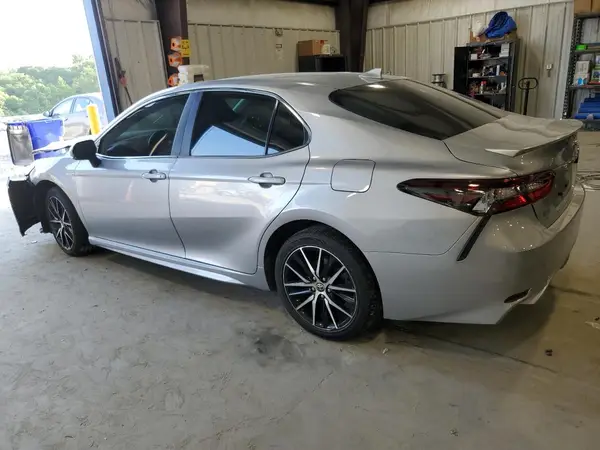 4T1G11AK6RU889440 2024 TOYOTA CAMRY - Image 2