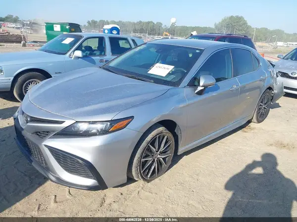 4T1G11AK6RU892404 2024 TOYOTA CAMRY - Image 2