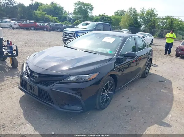 4T1G11AK6RU902204 2024 TOYOTA CAMRY - Image 2
