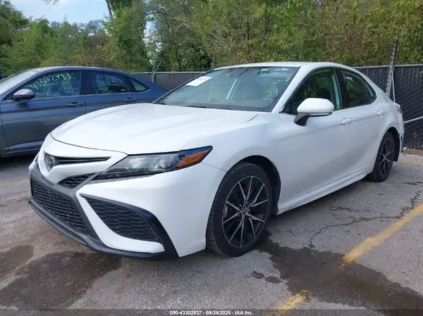 4T1G11AK6RU909170 2024 TOYOTA CAMRY - Image 2