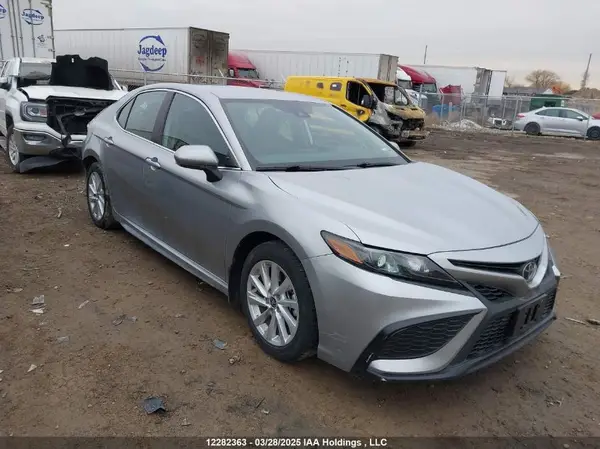 4T1G11AK6RU914076 2024 TOYOTA CAMRY - Image 1