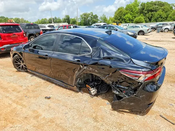 4T1G11AK6RU921075 2024 TOYOTA CAMRY - Image 2