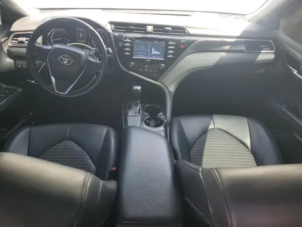 4T1G11AK7LU300760 2020 TOYOTA CAMRY - Image 8