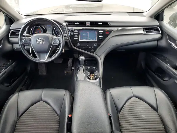 4T1G11AK7LU301679 2020 TOYOTA CAMRY - Image 8