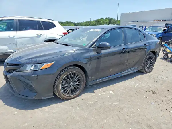 4T1G11AK7LU302699 2020 TOYOTA CAMRY - Image 1