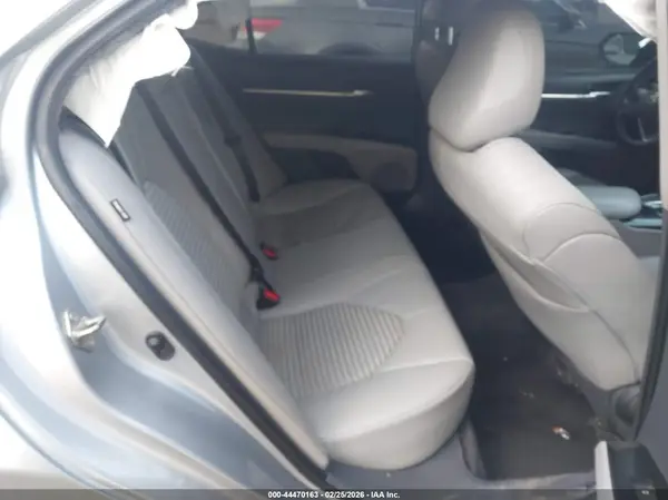 4T1G11AK7LU304257 2020 TOYOTA CAMRY - Image 8
