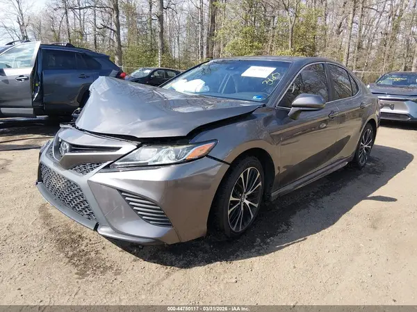 4T1G11AK7LU305697 2020 TOYOTA CAMRY - Image 2