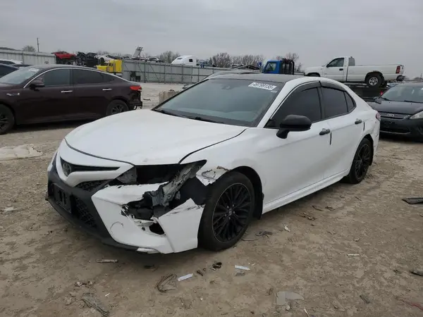 4T1G11AK7LU309300 2020 TOYOTA CAMRY - Image 1