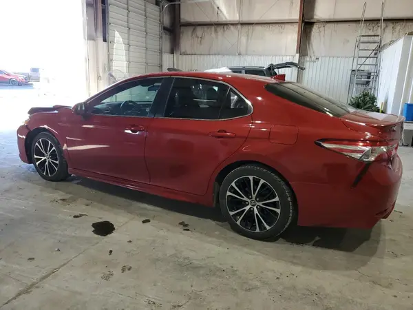 4T1G11AK7LU323553 2020 TOYOTA CAMRY - Image 2