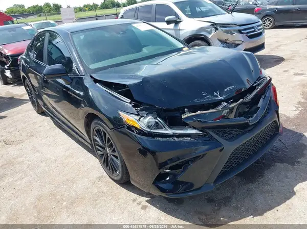 4T1G11AK7LU324394 2020 TOYOTA CAMRY - Image 1