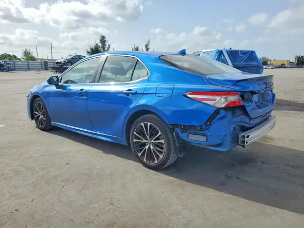 4T1G11AK7LU332883 2020 TOYOTA CAMRY - Image 2