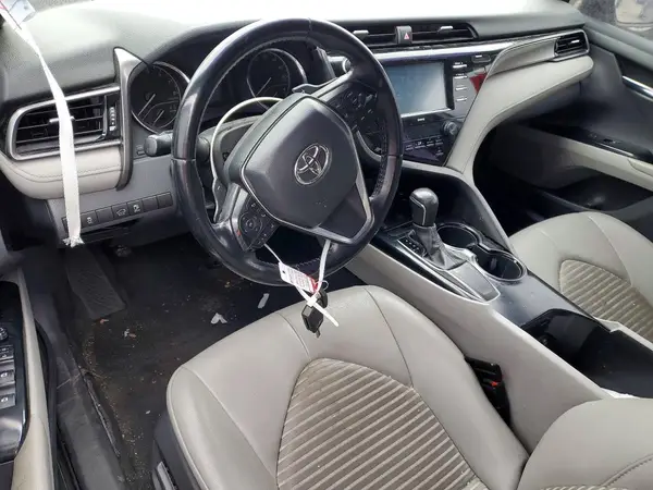 4T1G11AK7LU353085 2020 TOYOTA CAMRY - Image 8
