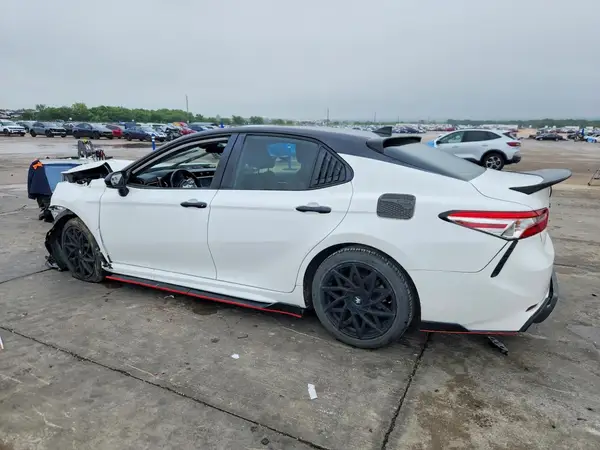 4T1G11AK7LU353393 2020 TOYOTA CAMRY - Image 2
