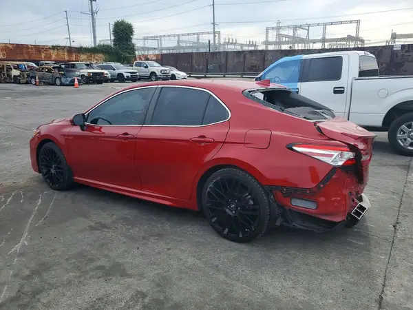 4T1G11AK7LU357105 2020 TOYOTA CAMRY - Image 2
