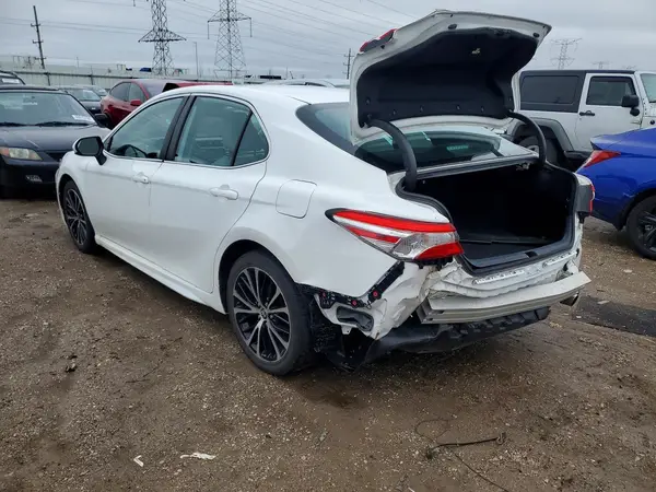 4T1G11AK7LU360358 2020 TOYOTA CAMRY - Image 2