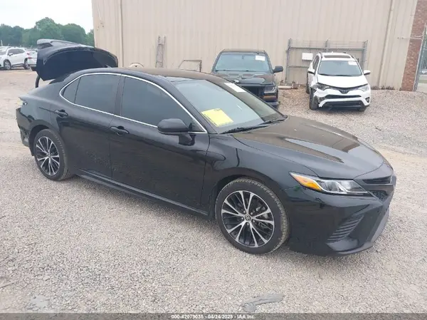 4T1G11AK7LU368492 2020 TOYOTA CAMRY - Image 1