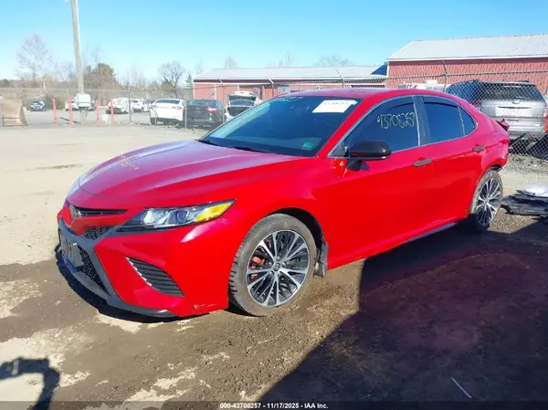 4T1G11AK7LU369285 2020 TOYOTA CAMRY - Image 2