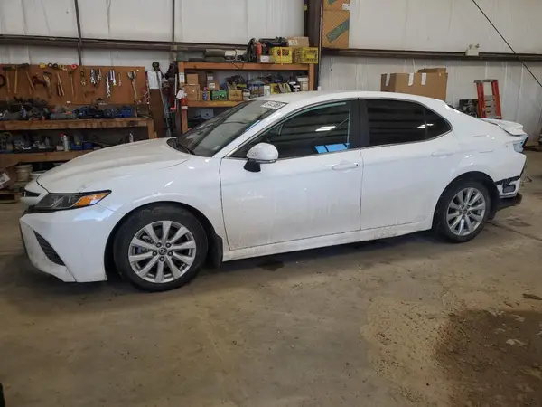 4T1G11AK7LU375474 2020 TOYOTA CAMRY - Image 1