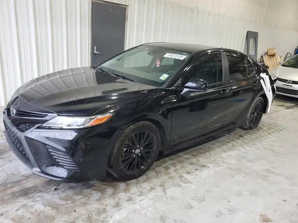 4T1G11AK7LU384532 2020 TOYOTA CAMRY - Image 1