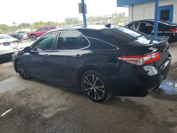 4T1G11AK7LU501476 2020 TOYOTA CAMRY - Image 2