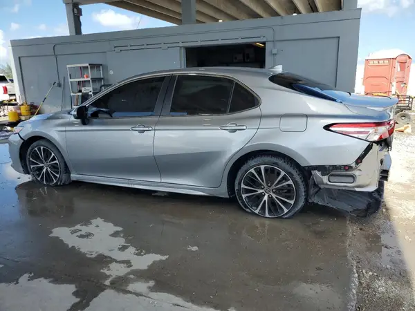 4T1G11AK7LU502739 2020 TOYOTA CAMRY - Image 2