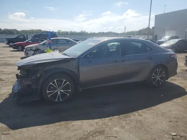 4T1G11AK7LU505740 2020 TOYOTA CAMRY - Image 1