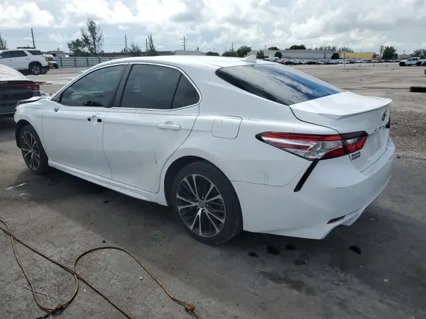4T1G11AK7LU508346 2020 TOYOTA CAMRY - Image 2