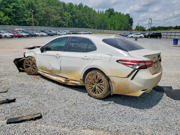 4T1G11AK7LU509402 2020 TOYOTA CAMRY - Image 2