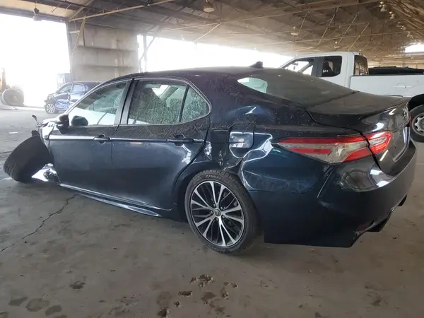 4T1G11AK7LU509724 2020 TOYOTA CAMRY - Image 2