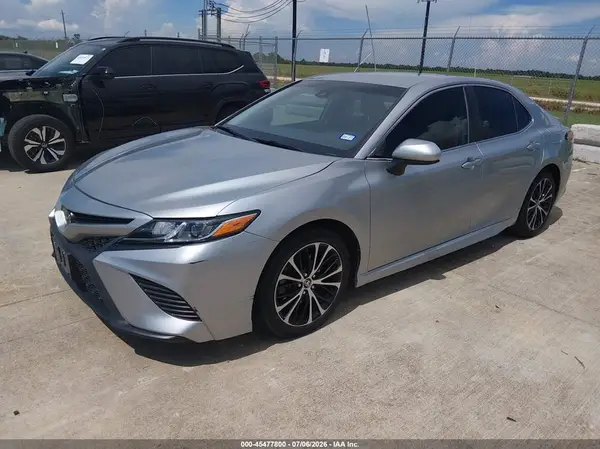 4T1G11AK7LU860388 2020 TOYOTA CAMRY - Image 2