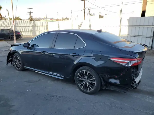 4T1G11AK7LU864134 2020 TOYOTA CAMRY - Image 2