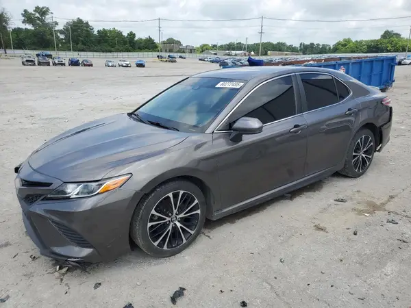 4T1G11AK7LU864327 2020 TOYOTA CAMRY - Image 1