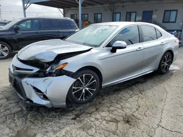 4T1G11AK7LU866143 2020 TOYOTA CAMRY - Image 1