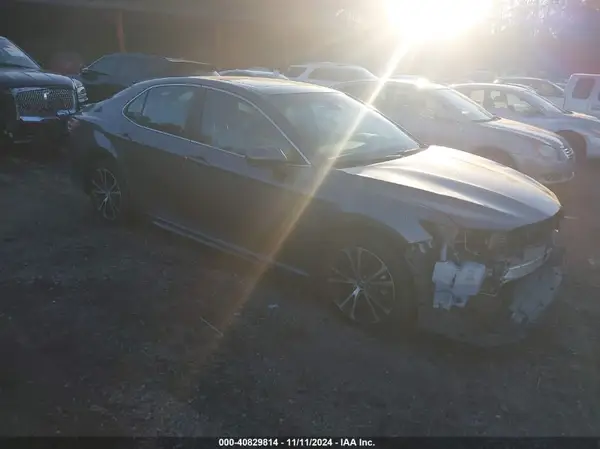 4T1G11AK7LU866773 2020 TOYOTA CAMRY - Image 1