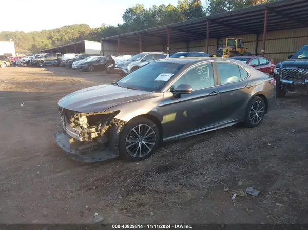 4T1G11AK7LU866773 2020 TOYOTA CAMRY - Image 2