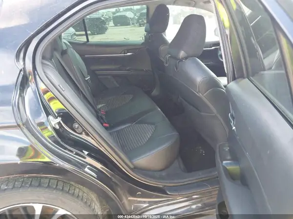 4T1G11AK7LU869785 2020 TOYOTA CAMRY - Image 8