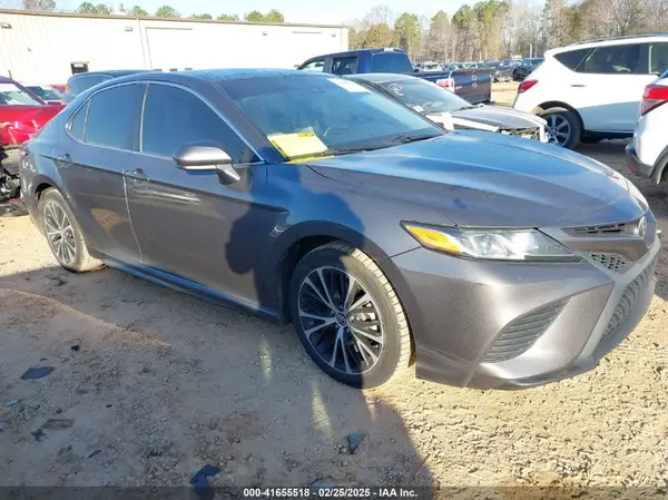 4T1G11AK7LU870354 2020 TOYOTA CAMRY - Image 1