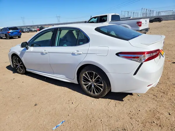 4T1G11AK7LU872069 2020 TOYOTA CAMRY - Image 2